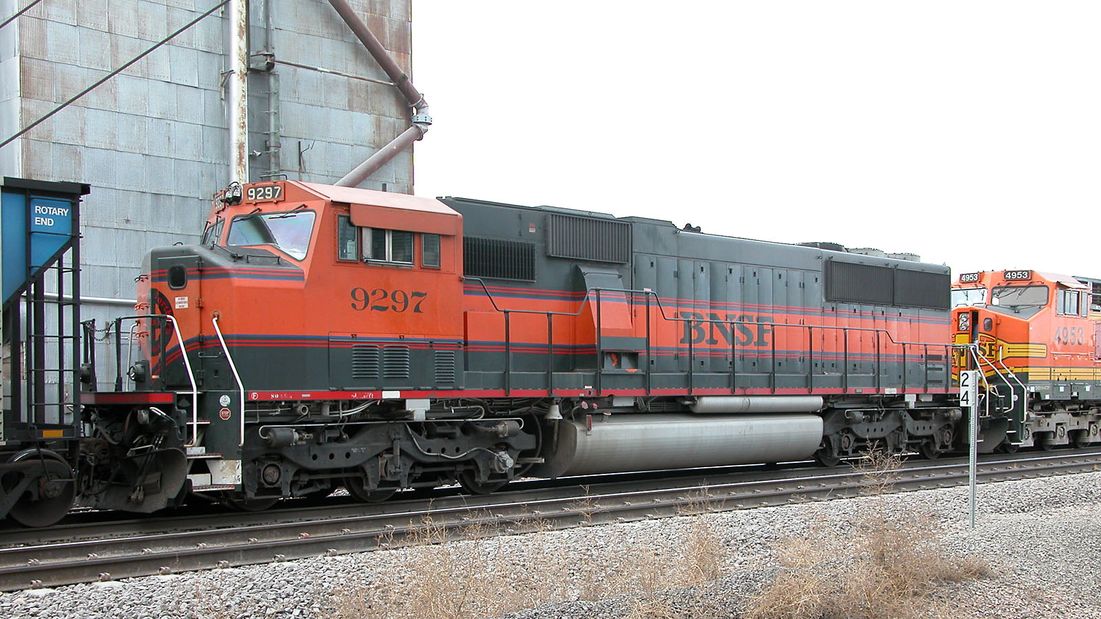 BNSF_9297_Ruby_NE_a.jpg