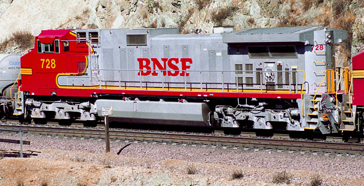 BNSF 728