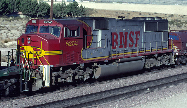 bnsf825221