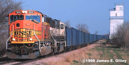 BNSF 9840